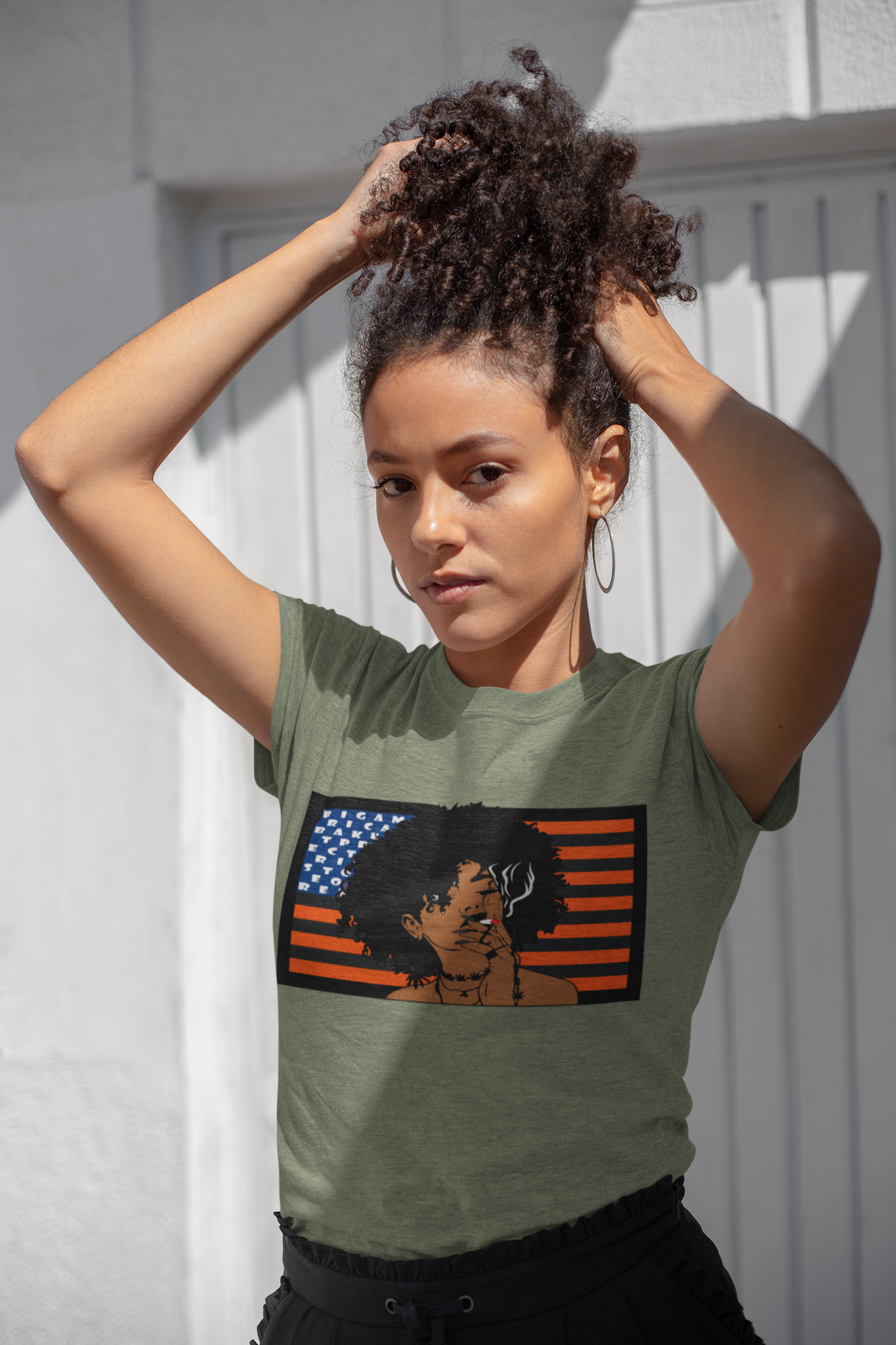 Gildan Unisex 100% Cotton " Afro queen" T-Shirt